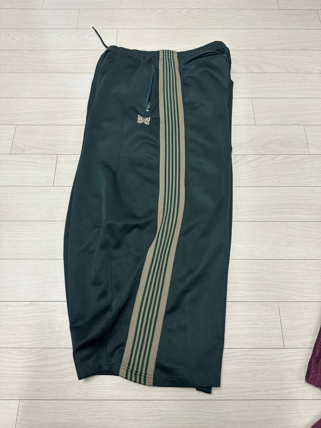 니들스 트랙팬츠 s 상품이미지2