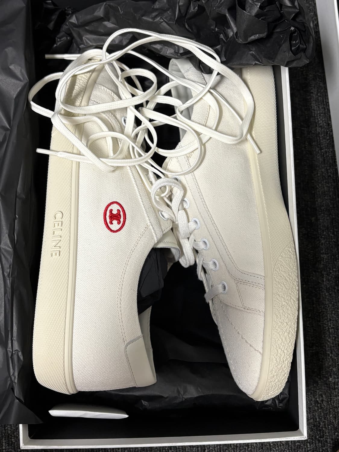 셀린느 25fw 트리옹페 스니커즈 43 280 상품이미지8