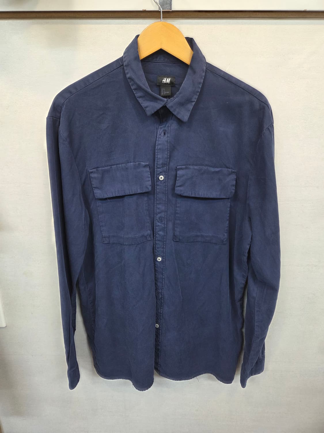 에이치앤엠 셔츠긴팔 스웨이드느낌 L 상품이미지1