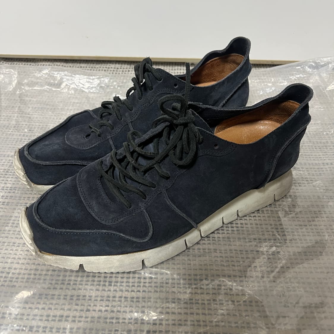 부테로 카레라 스웨이드 스니커즈 41 상품이미지1