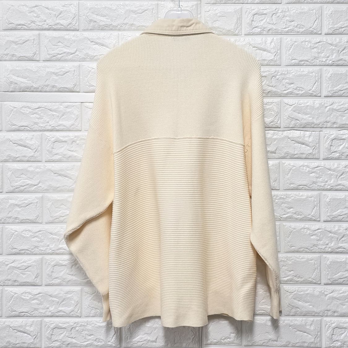 택포) SIWY 씨위 아이보리 니트 셔츠 M 상품이미지4