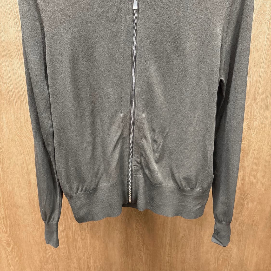 띠어리 니트 집업 가디건 무지 립 넥 사이드 포켓 디테일 레귤러핏 브라운 상품이미지5