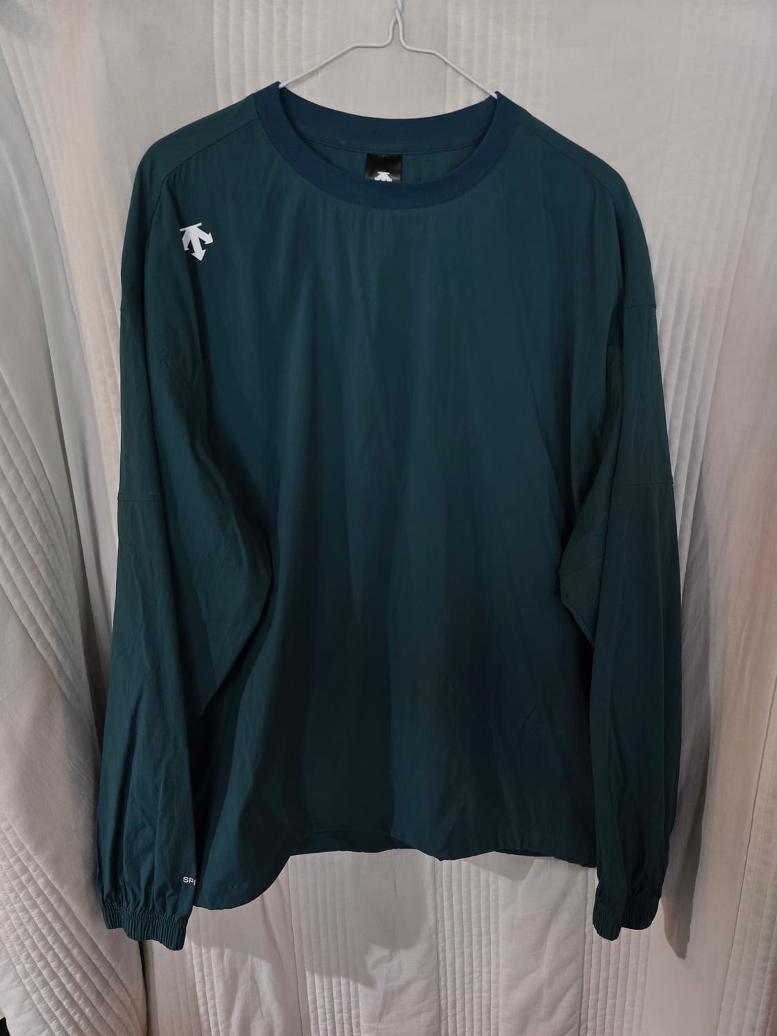 데상트 바람막이  상품이미지3