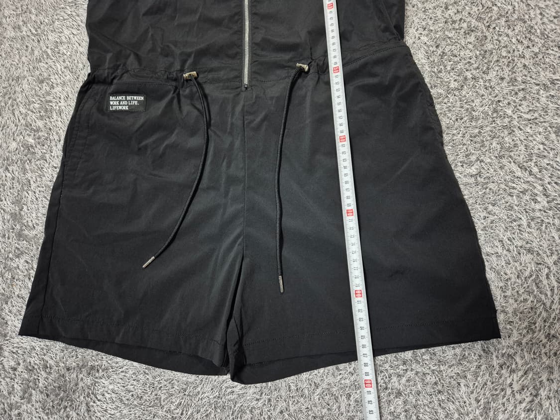 라이프워크 슬리브리스 5부 점프수트 Free

블랙컬러
사이즈: Free 상품이미지9