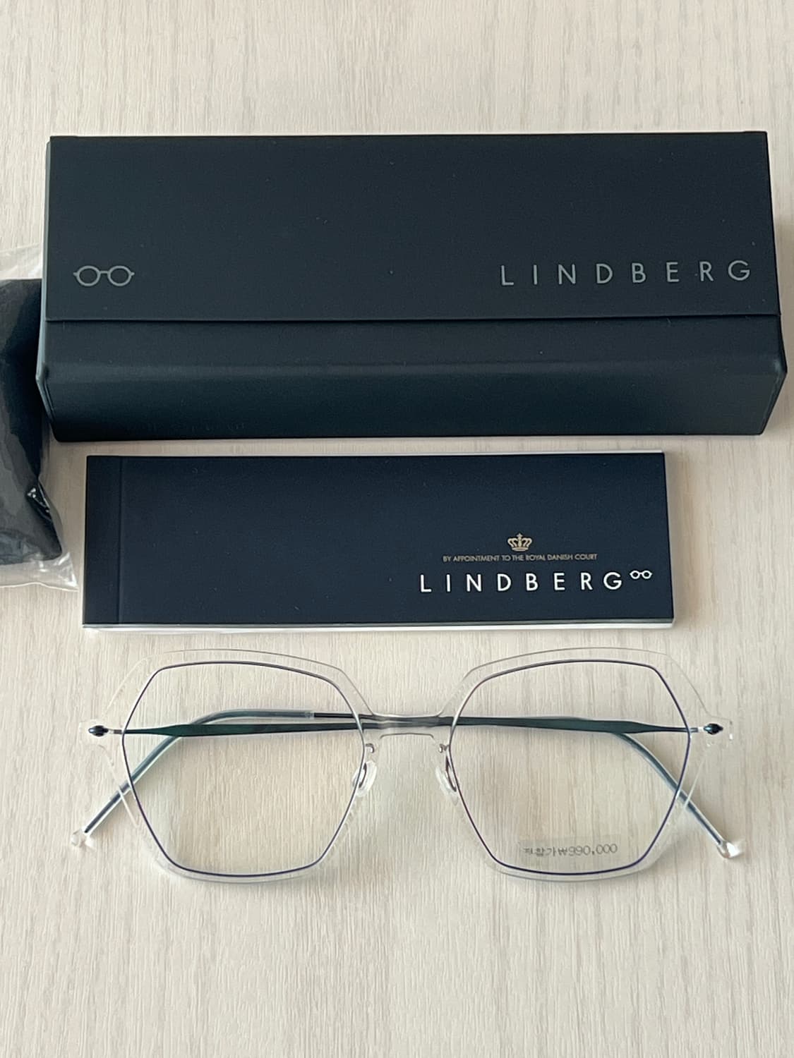 린드버그 나우(n.o.w.) 6551 C01(투명) 모델 판매합니다. 상품이미지3