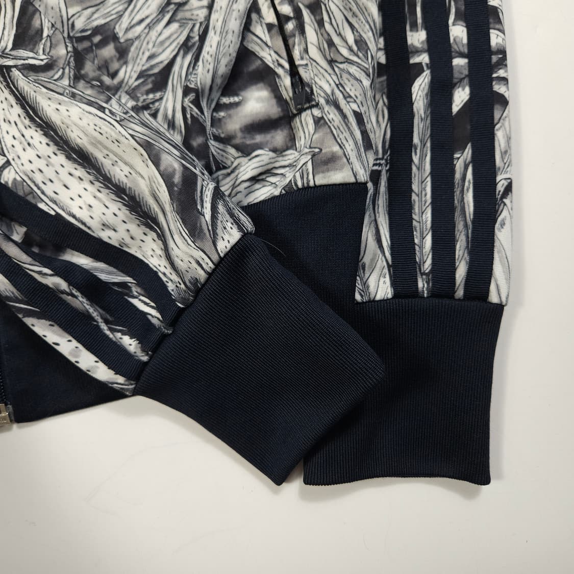 아디다스 파이어버드 빅로고 트랙탑  상품이미지7