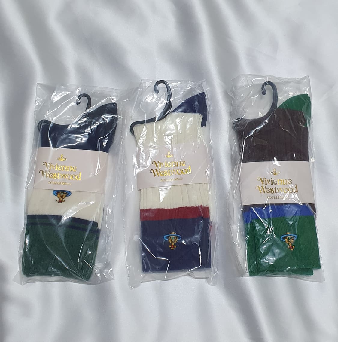 네이비 크림베이지 그린 블루 브라운 스트라이프 비비안웨스트우드 양말  상품이미지1