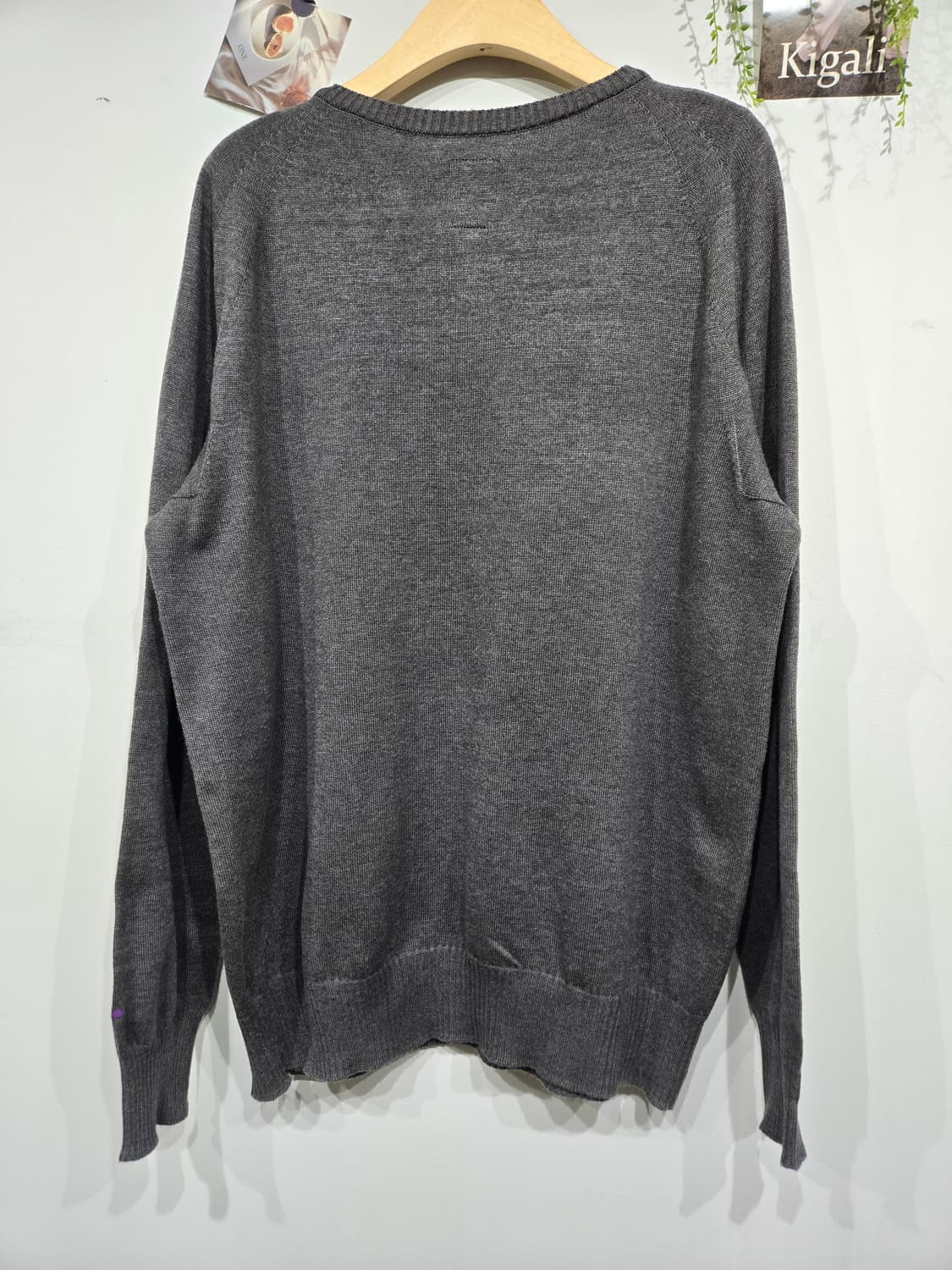 스투시 스테판 플리츠 V넥 니트 그레이 상품이미지4