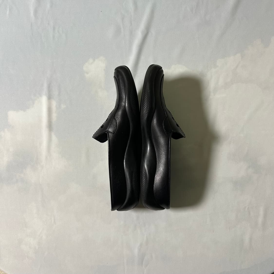 Prada sports punching slipon loafers 상품이미지3