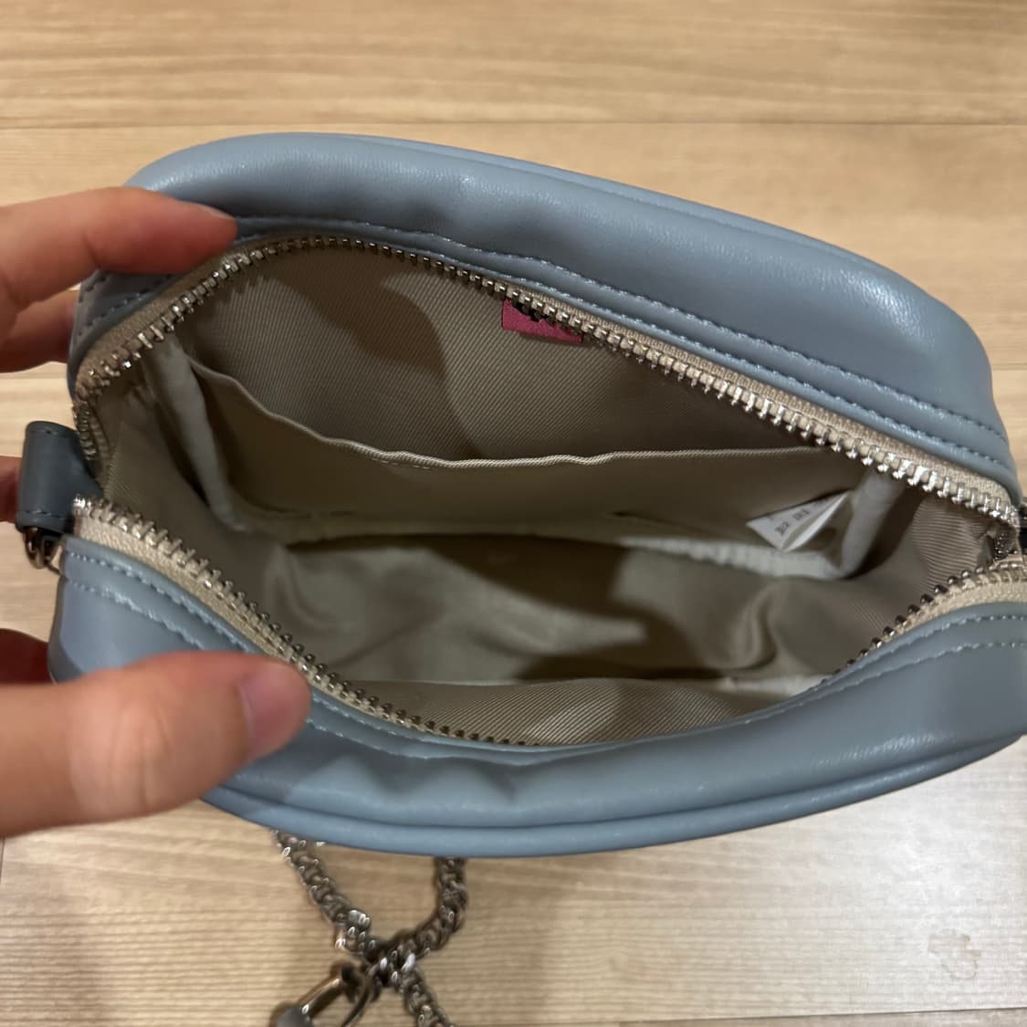 필인더블랭크 Trapezoid Chain Bag 체인 미니백 상품이미지4