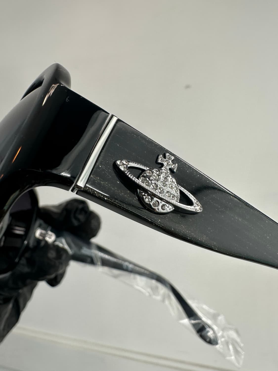 [새상품 무료배송] Made in Italy 비비안웨스트우드 선글라스 상품이미지3