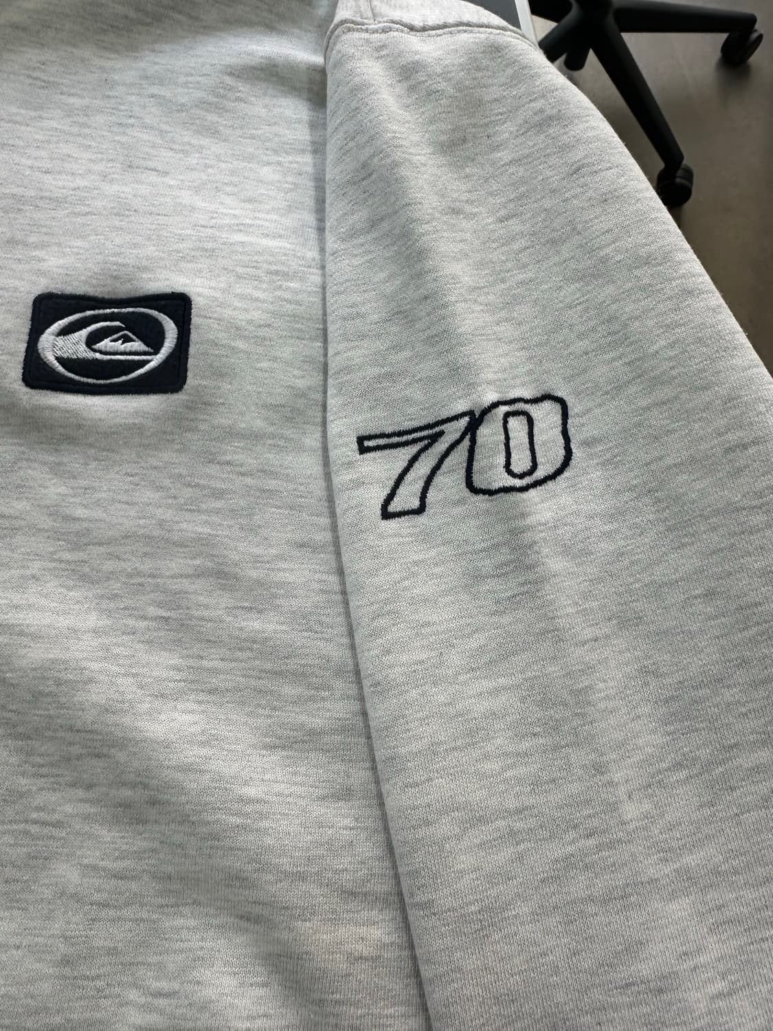 퀵실버 올드스쿨 플러피자수로고 멜란지 후드집업 상품이미지6