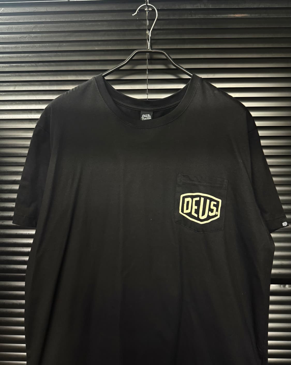 데우스 엑스마키나 오가닉 코튼 창구 서프 포켓 블랙 반팔 티 L 100 상품이미지5