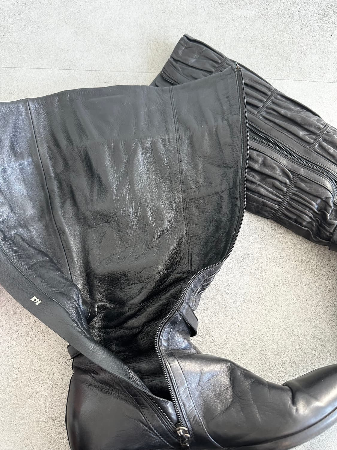 프라다 나파 루치드 롱부츠 상품이미지6