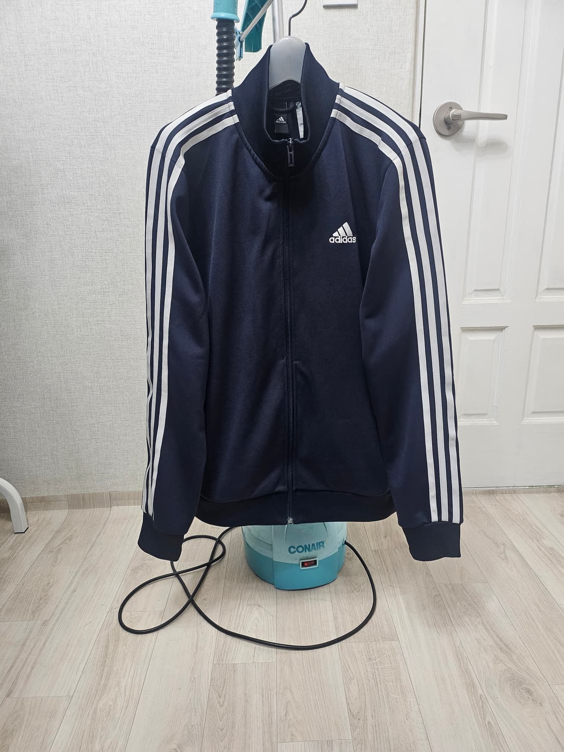 (100)L ☆초대장급☆ 아디다스 에센셜 3st [네이비] 트랙탑져지 상품이미지1