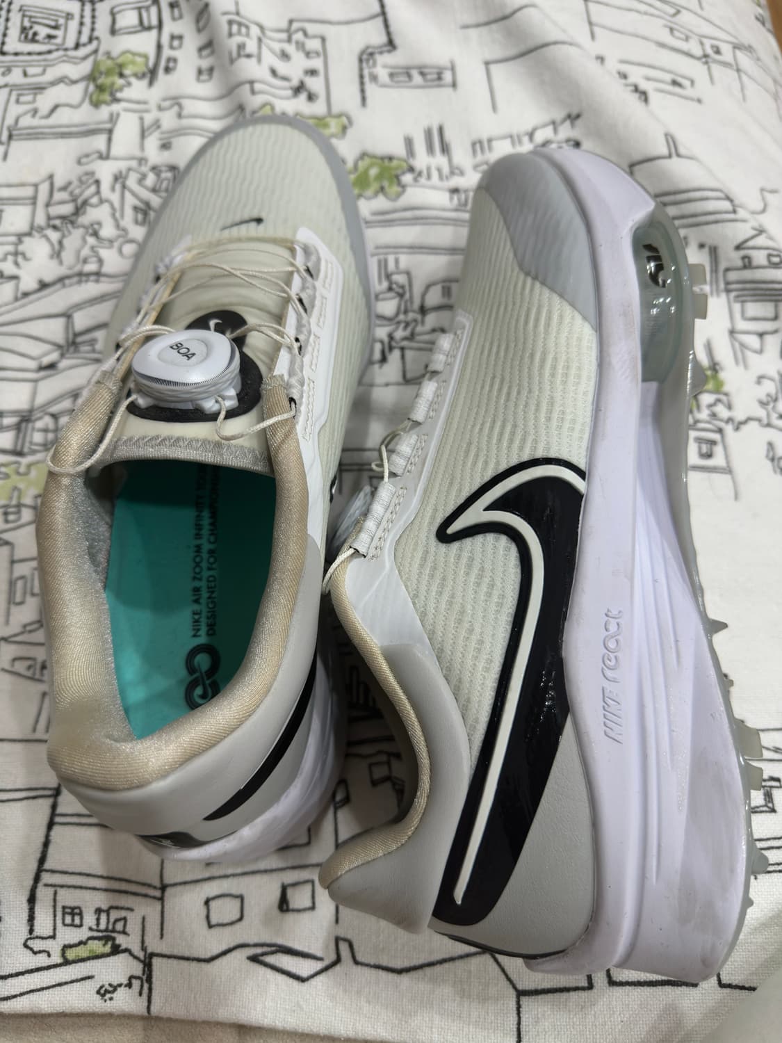 나이키 보아 골프화 상품이미지2