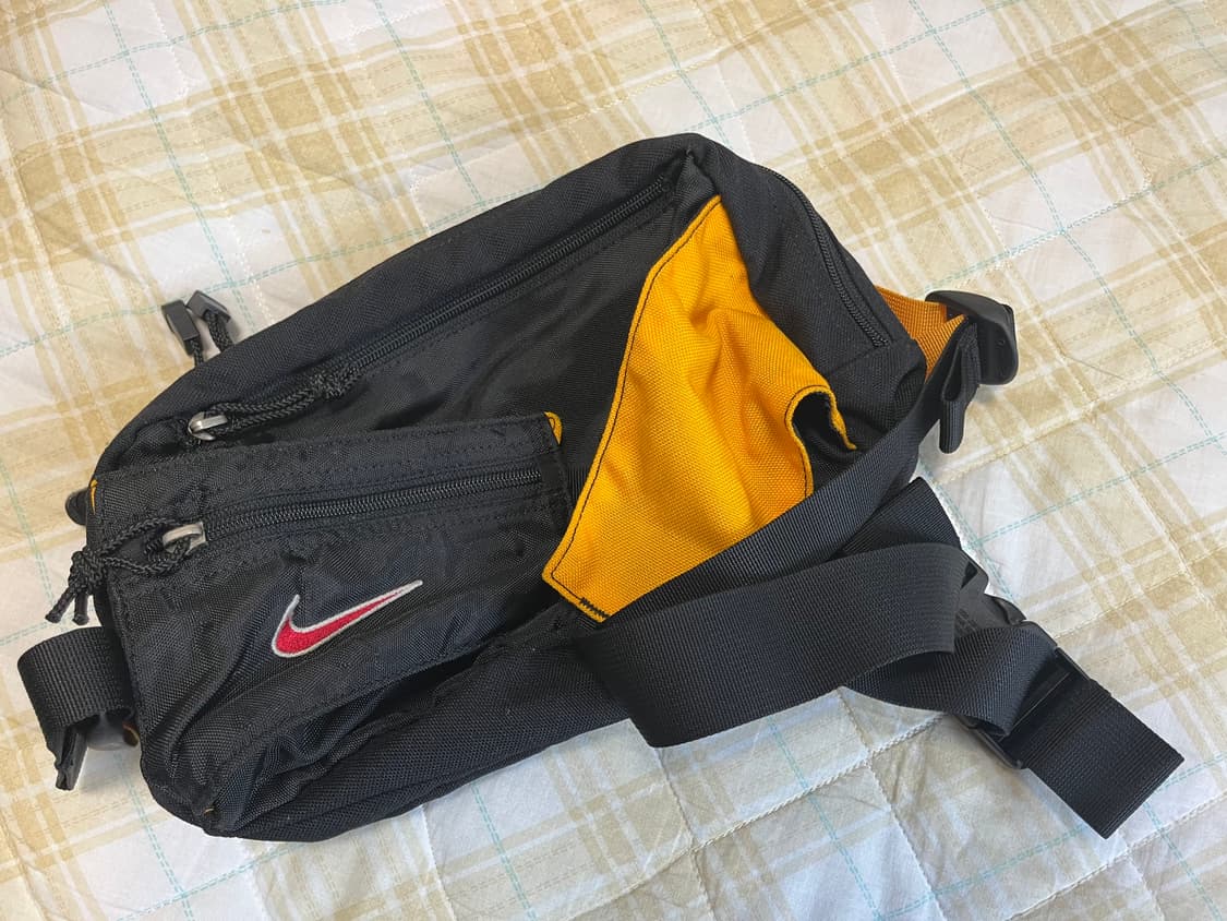 나이키 ACG 힙색 웨이스트백 구형 검/노 상품이미지3