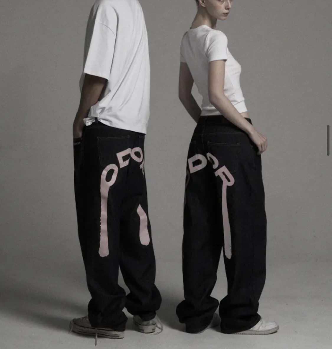 오도어 로고 드랍 팬츠 상품이미지1