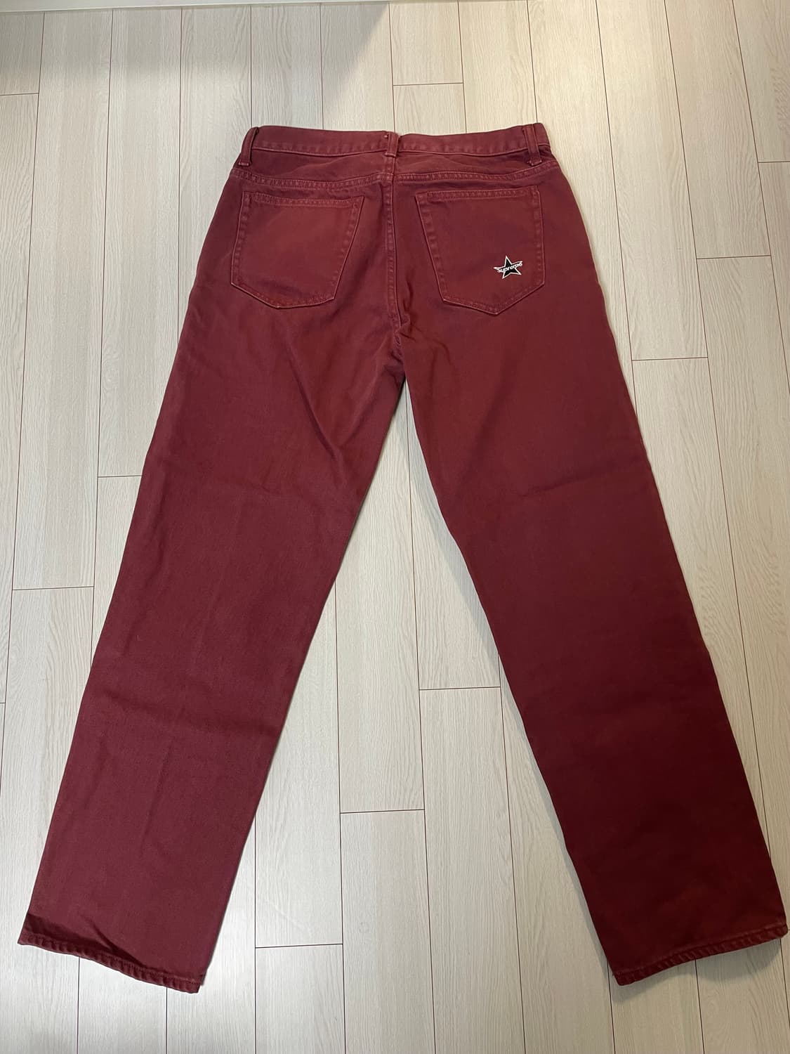 슈프림 fw24 레귤러진 레드 30사이즈 상품이미지3