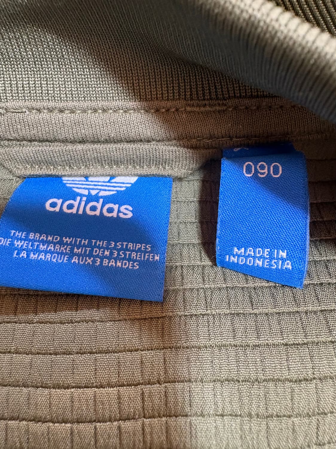 아디다스봄버자켓 상품이미지3