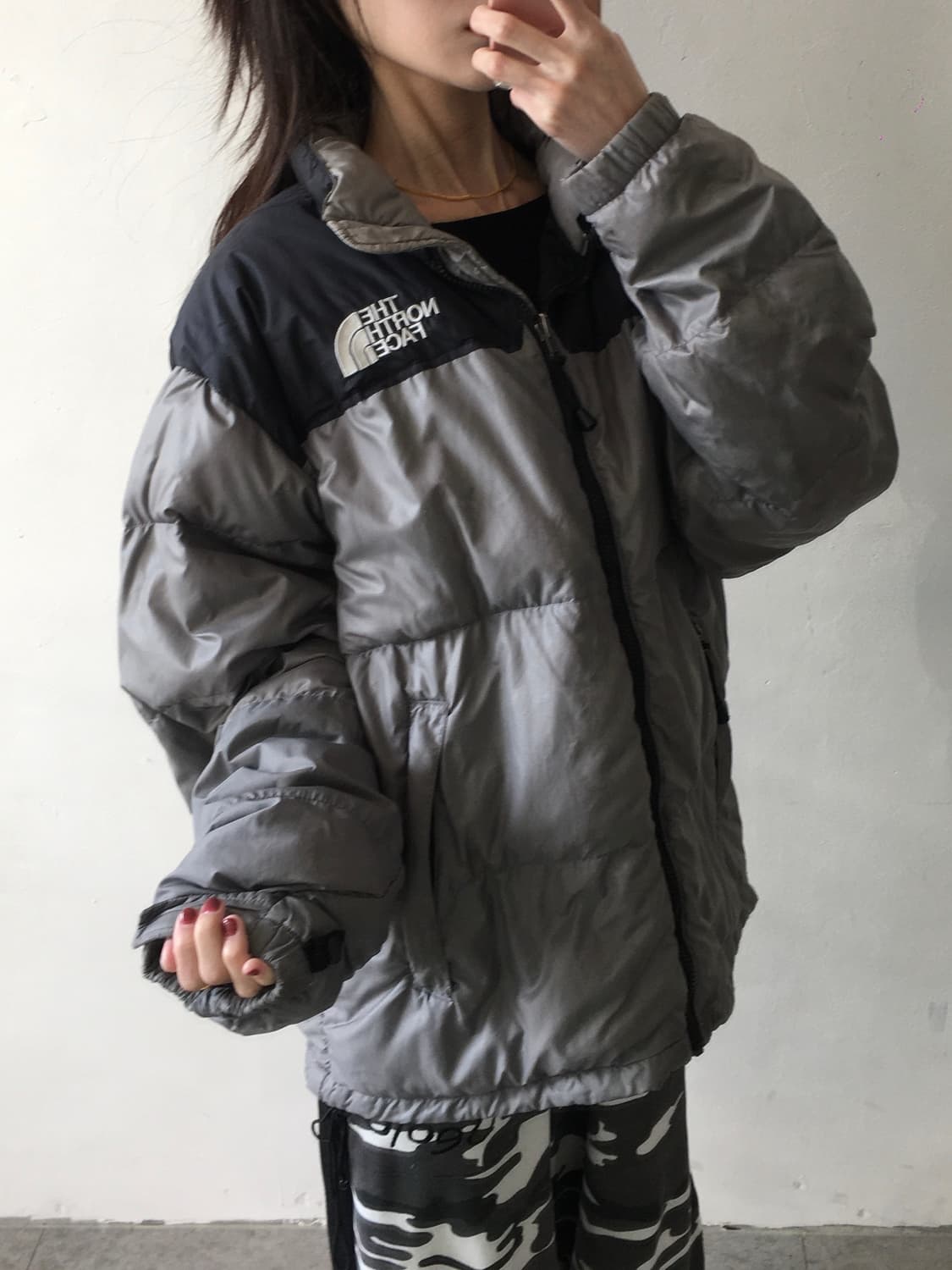 노스페이스 가슴로고 눕시패딩 상품이미지2