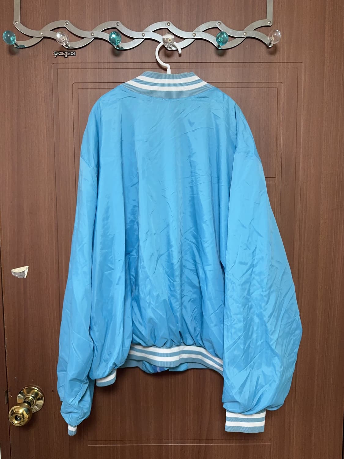 뉴욕 빈티지 서브컬쳐 아노깔 스카이블루 블루종 바시티 자켓 상품이미지3