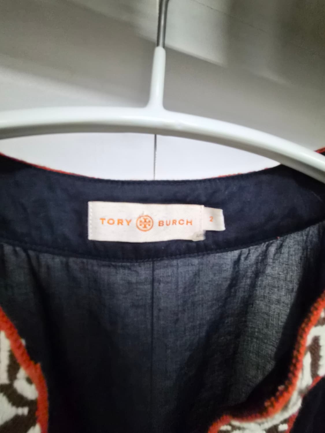 토리버치 자수 코튼 튜닉 자수 블라우스. .제이크루 프릴포켓 린넨팬츠 상품이미지3