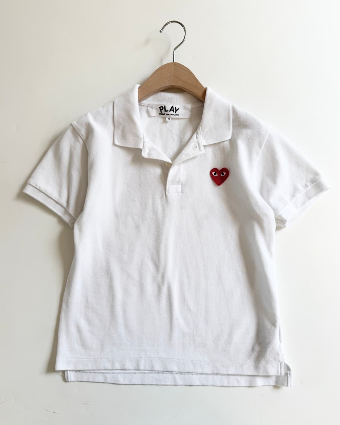 COMMEdesGARCONS꼼데가르송 레드와펜 화이트컬러 PK카라티셔츠 상품이미지4