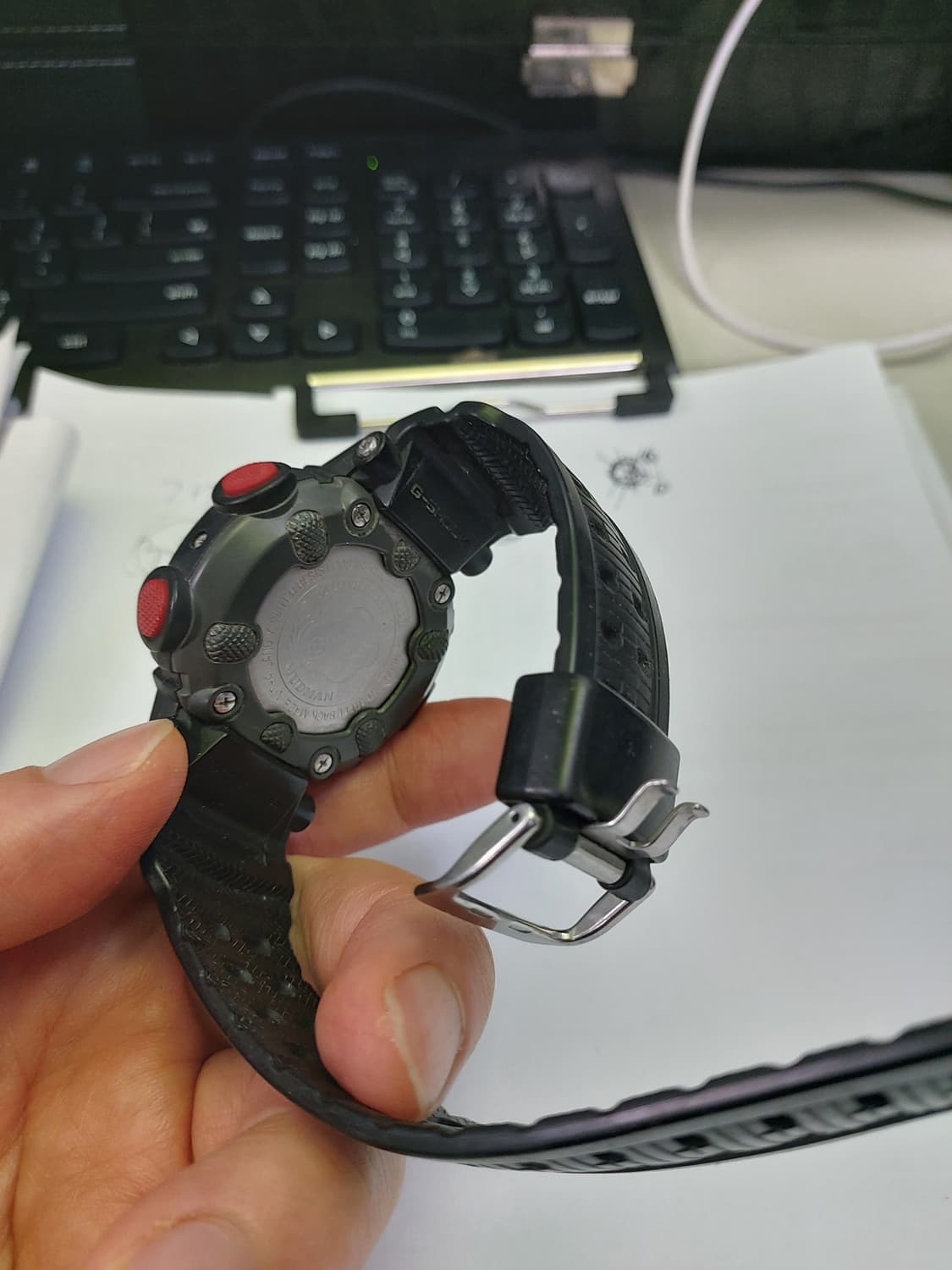 블랙 색상의 카시오 지샥  상품이미지3