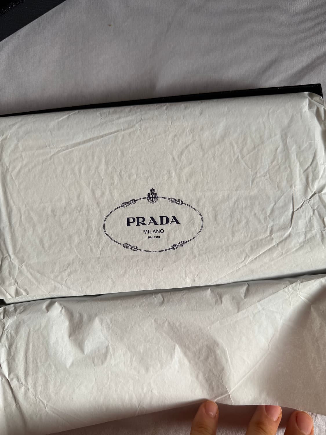 (미사용) 프라다 사피아노 지퍼 장지갑 코발트블루 상품이미지7