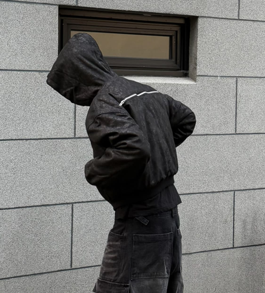 프리아큐파이 크랙 스킨 후드 봄버 자켓 상품이미지3