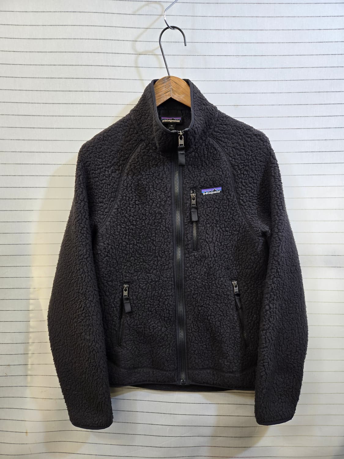 파타고니아 검정 플리스 자켓 상품이미지1