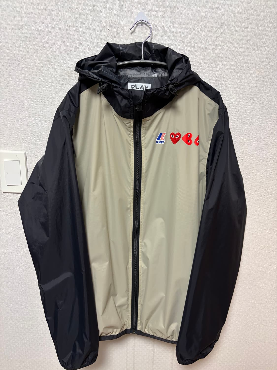 L) 꼼데가르송 x 까웨 바람막이 상품이미지2