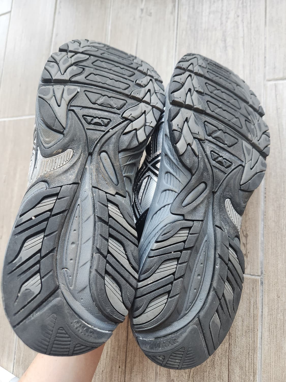 아식스 젤 카하나 TR V4 카본 블랙 (280) 상품이미지8