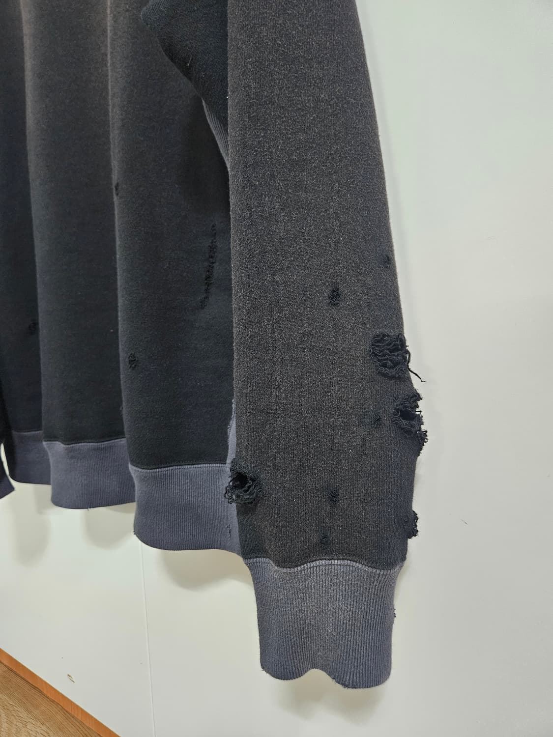 니들스 스튜디오스 디스트로이드 스웻셔츠 상품이미지5