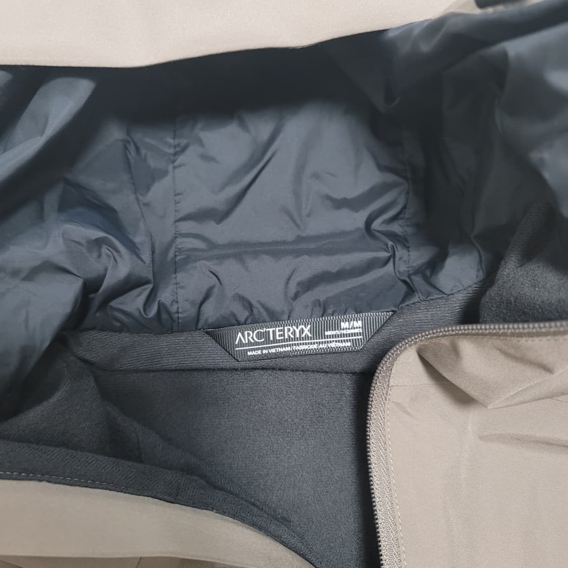 아크테릭스 솔라노 알케미 고어텍스 자켓 상품이미지8