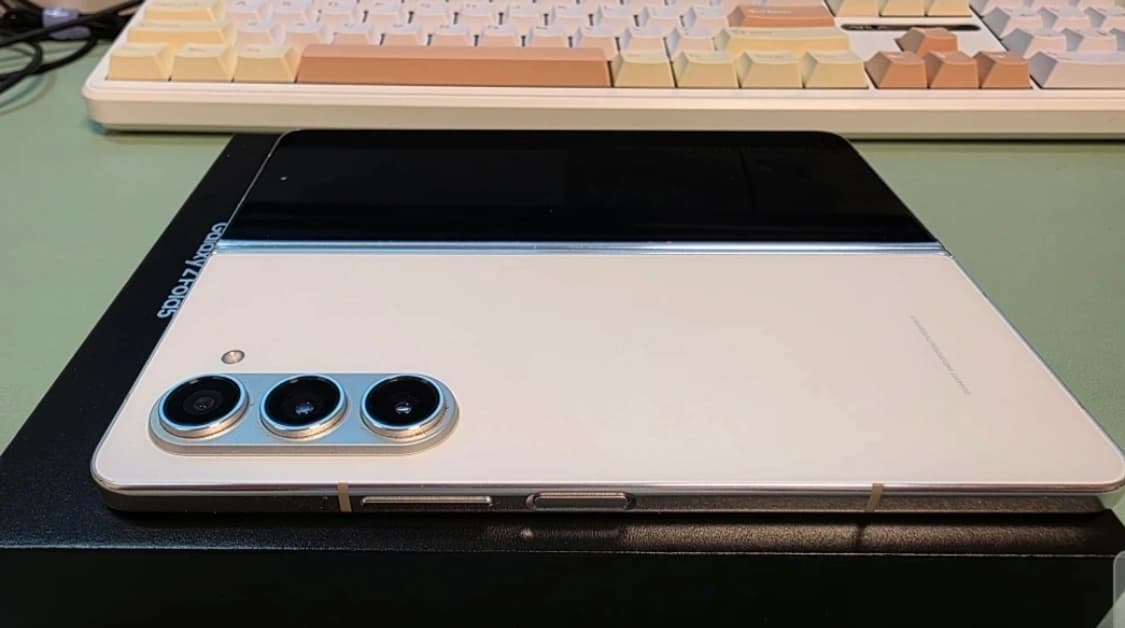 폴드 5 512 판매 상품이미지5