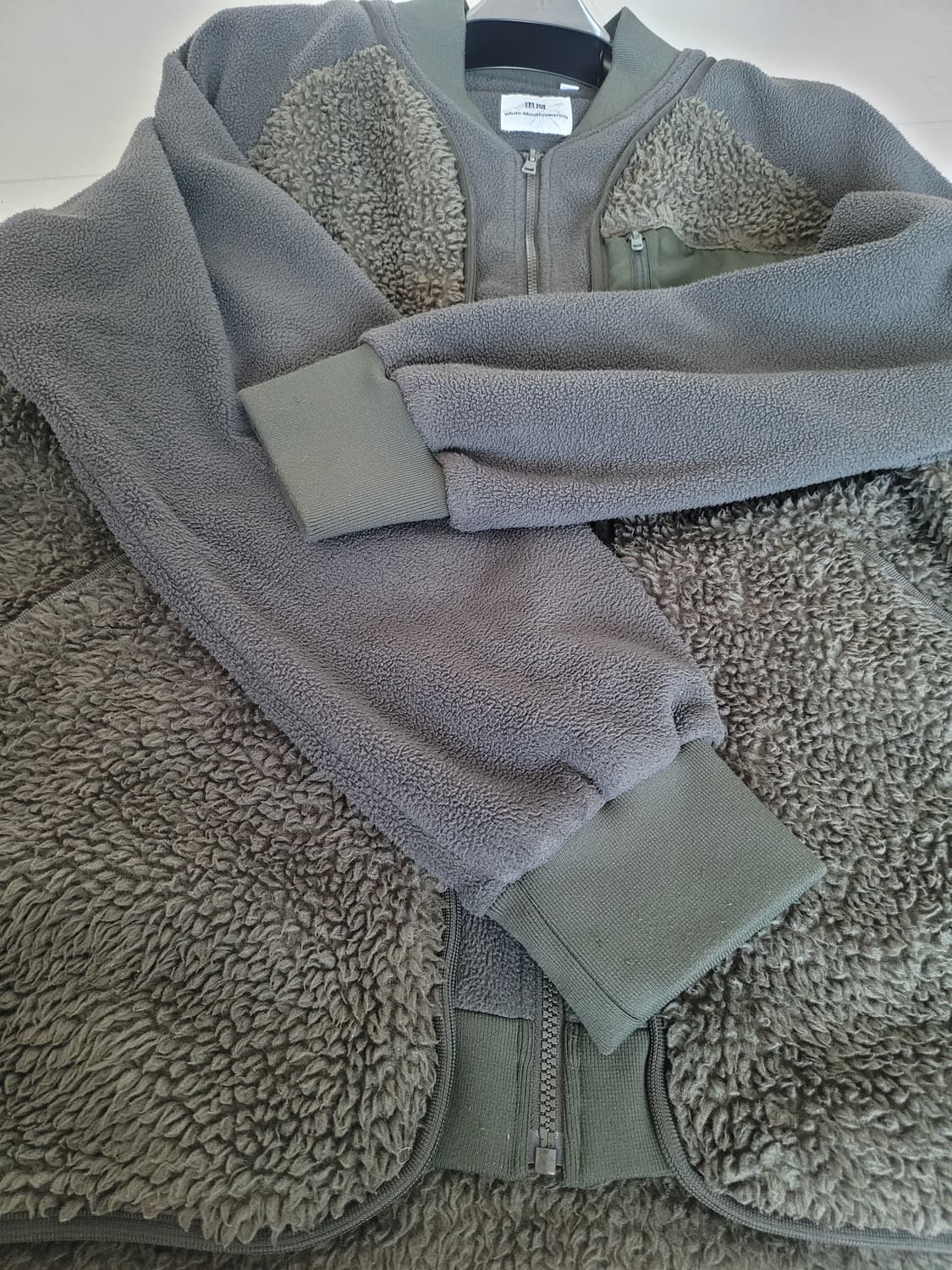 XL 유니클로 화이트마운티어링 후리스 자켓  상품이미지5