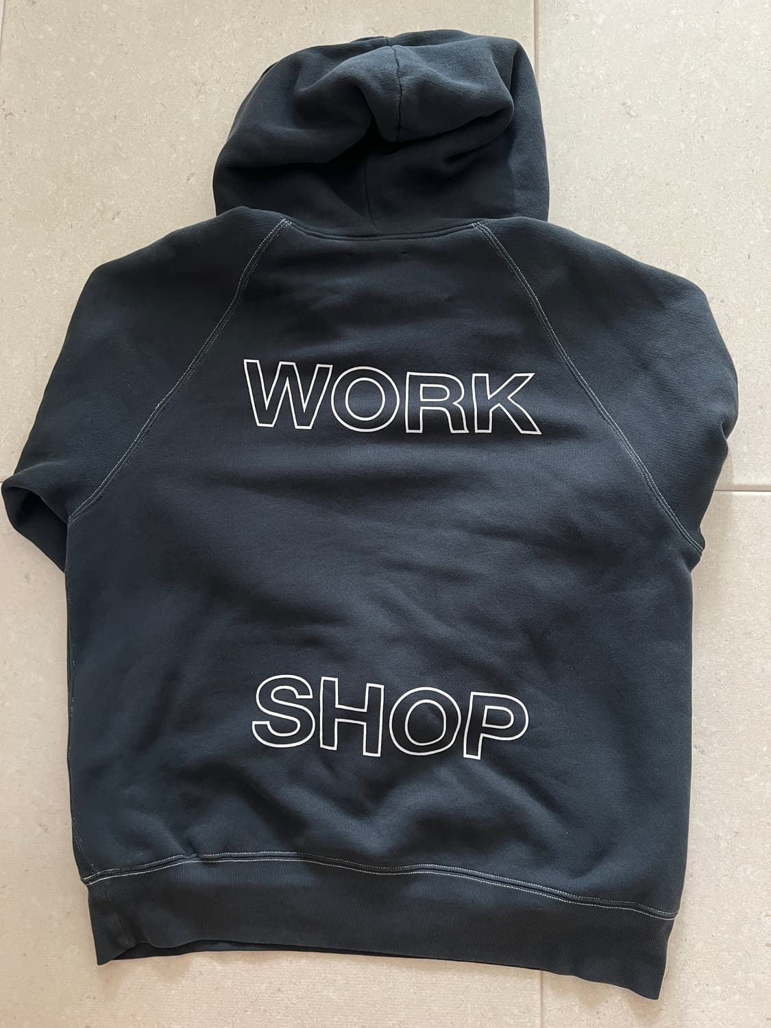 아워레가시 워크샵 후디 차콜 52사이즈  상품이미지5