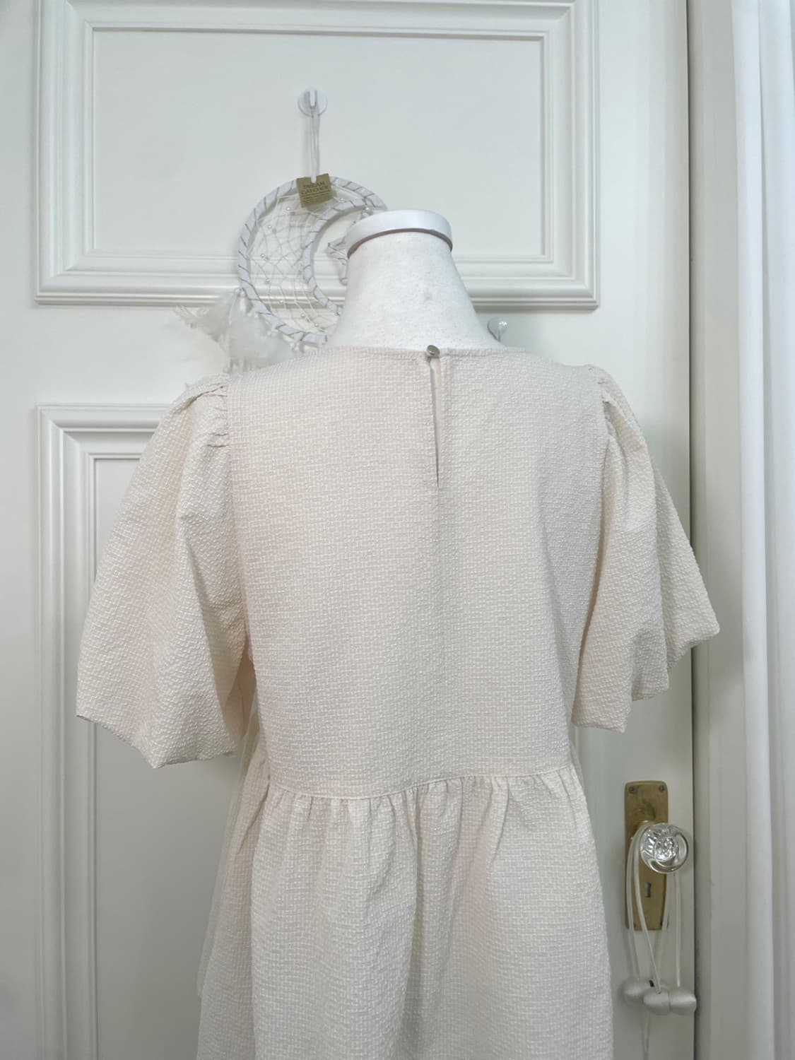 beigeivory puff shirring summer blouse 상품이미지4