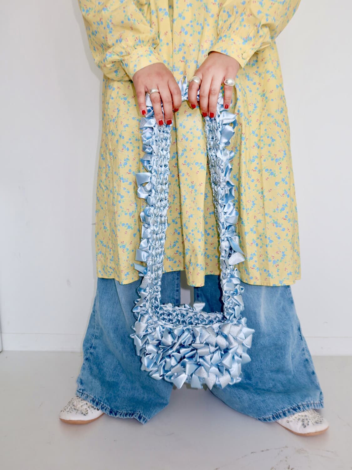 크로쉐안트 러플 크로스백 블루 상품이미지1