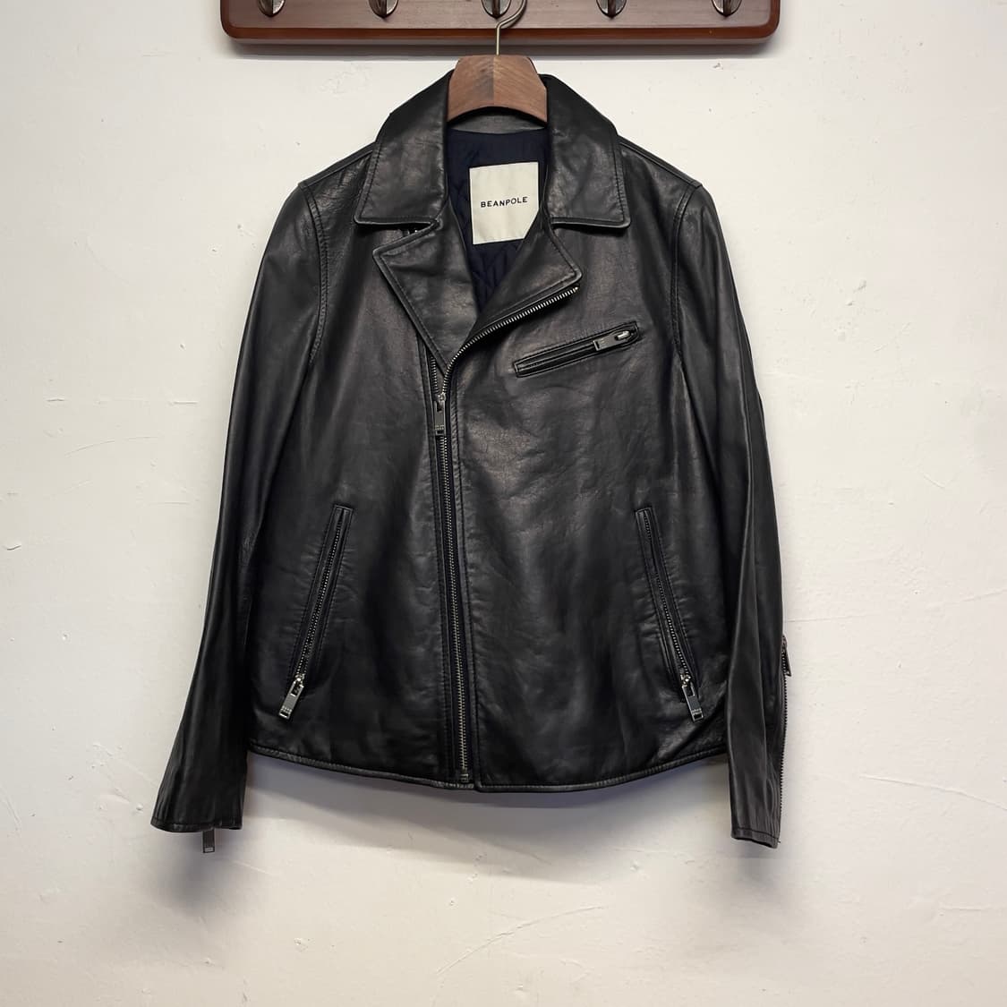 빈폴 (우먼) 램스킨 레더 라이더 자켓   상품이미지1