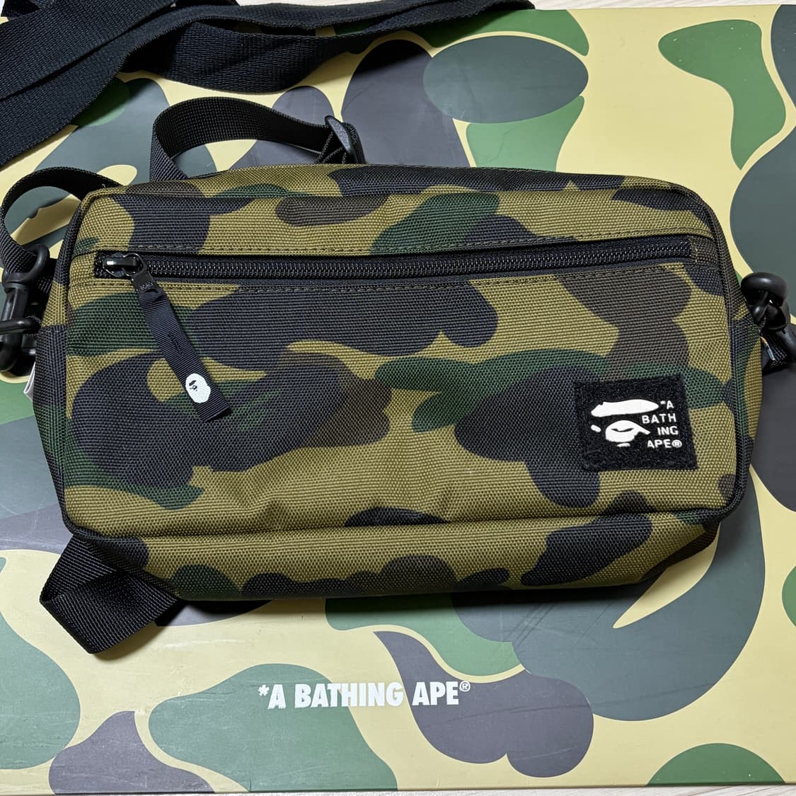 정품 베이프 숄더백 상품이미지2