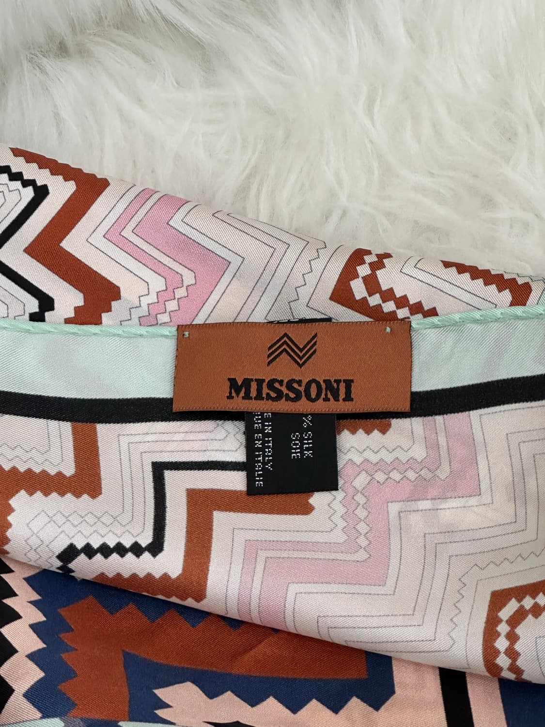 미소니 실크 머플러 상품이미지5