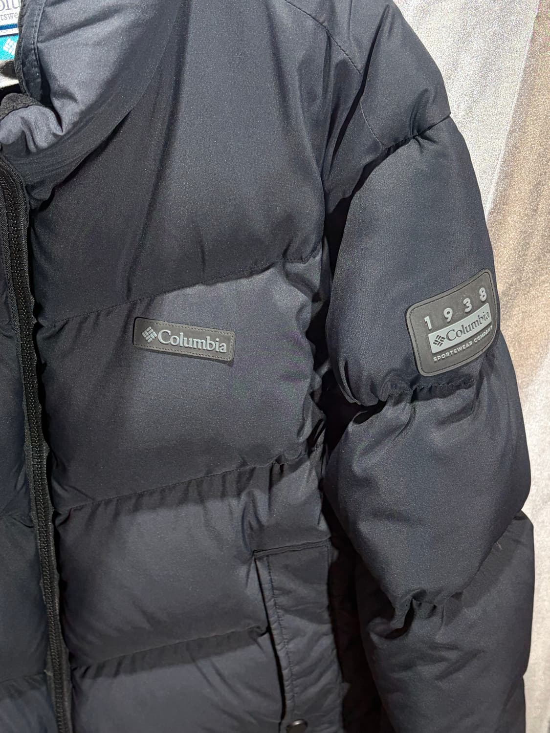 M 콜롬비아 OMNI-HEAT 구스다운 블랙 숏패딩 상품이미지4