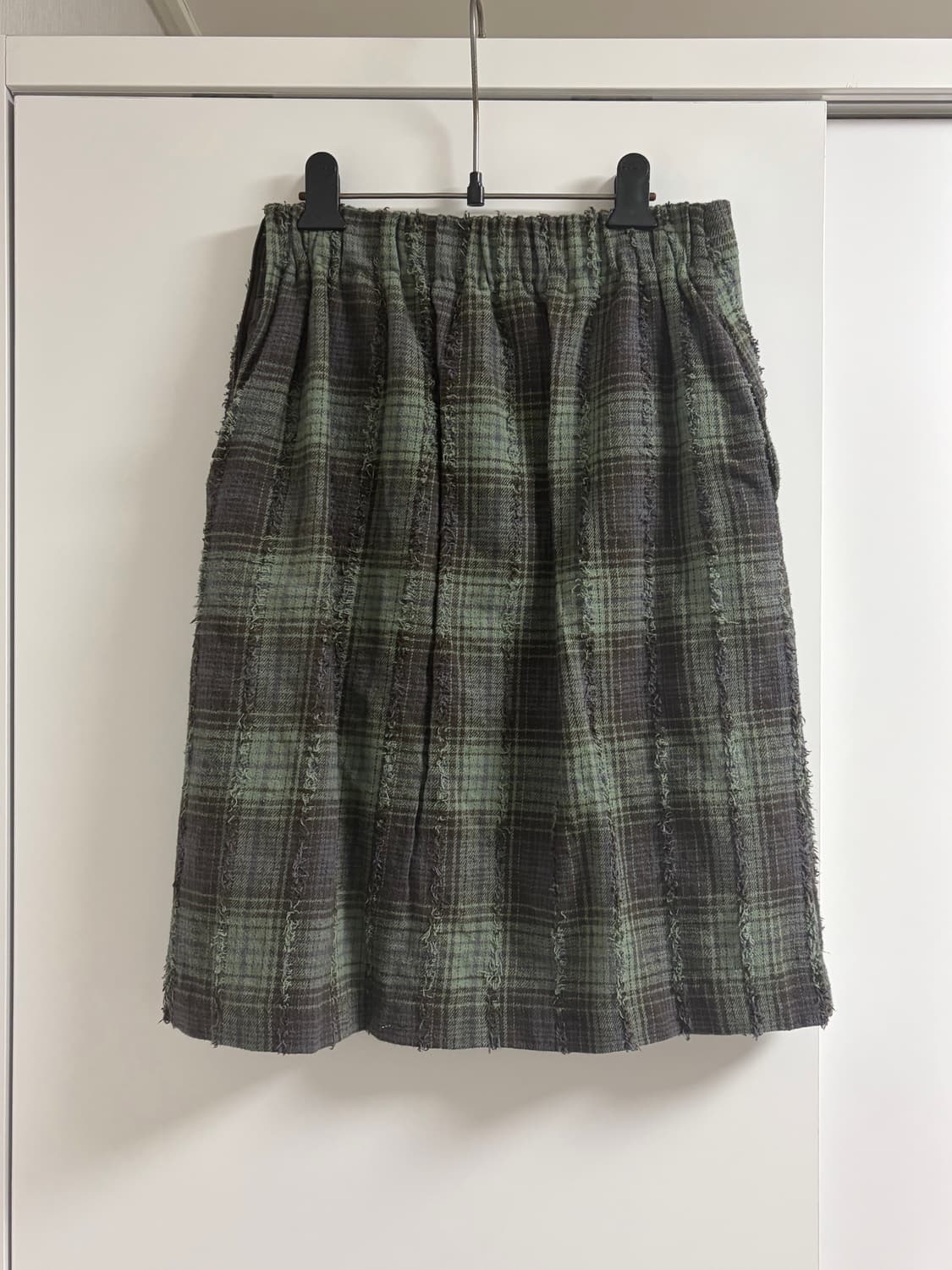 페스토 DAMAGE CHECK MIDI SKIRT TEA 상품이미지3