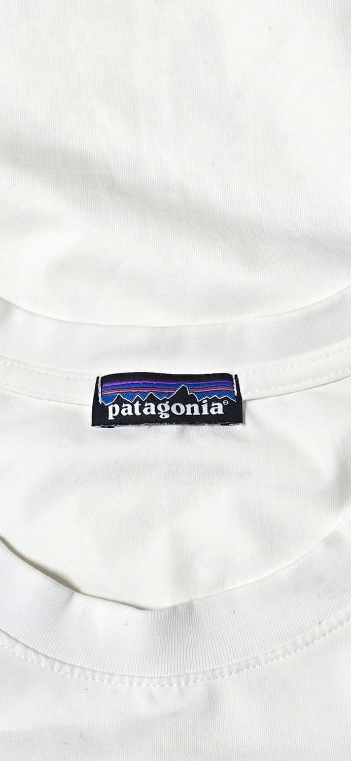 파타고니아 흰색 반팔 티셔츠 M 상품이미지3