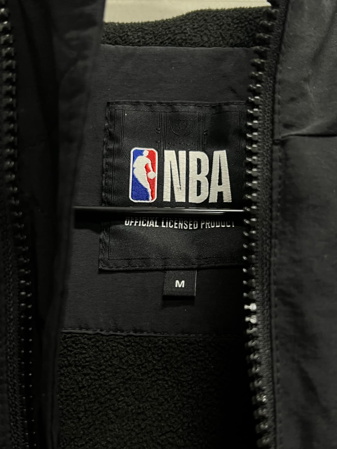 (M) NBA 뉴욕 닉스 나일론 점퍼 블랙 상품이미지4