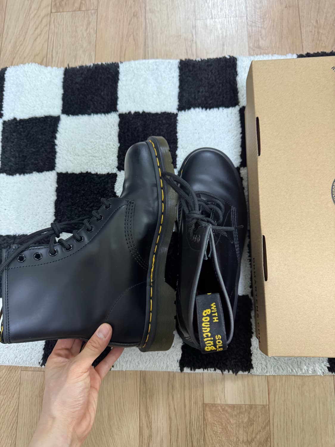 닥터마틴 8홀 uk7 size 상품이미지5