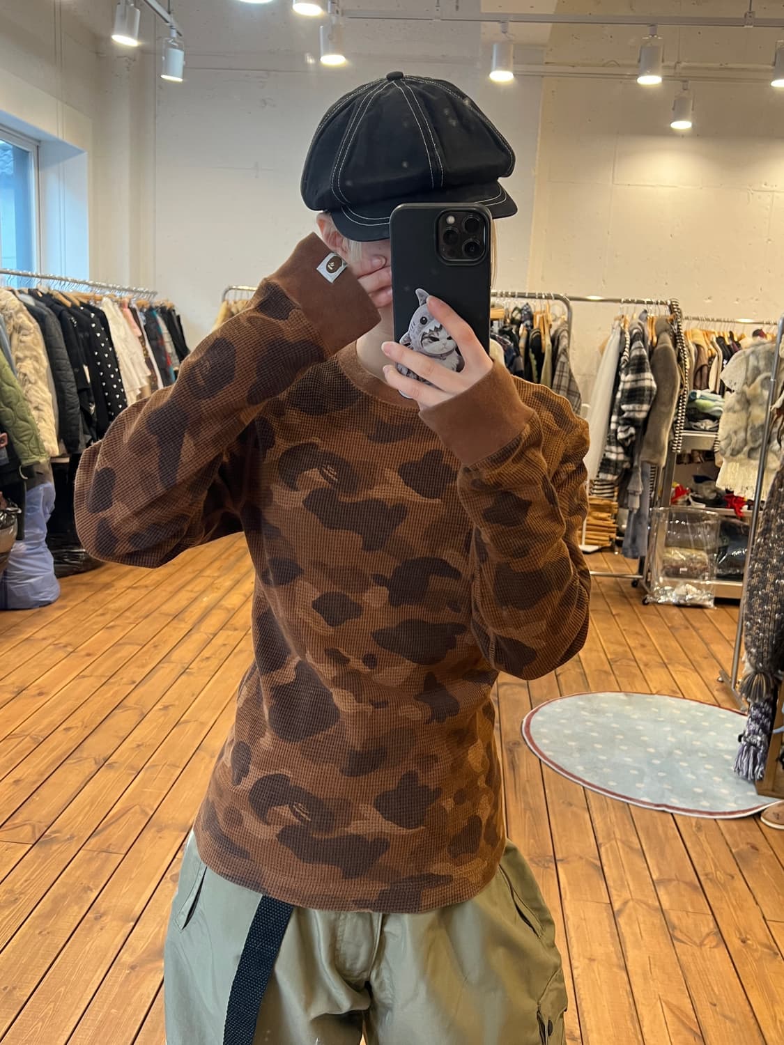 베이프 브라운 카모 와플 롱 슬리브 상품이미지1